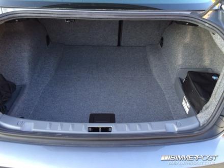 BMW trunk.jpg